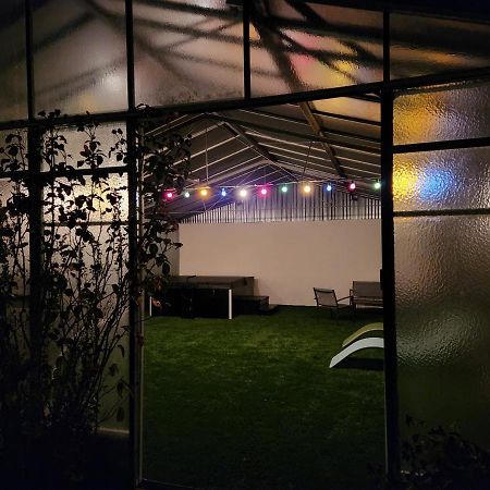 Gite De Charme Proche Loire A Velo Avec Jacuzzi Privatif Savonnieres Ngoại thất bức ảnh