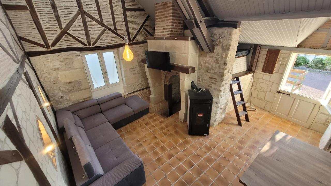 Gite De Charme Proche Loire A Velo Avec Jacuzzi Privatif Savonnieres Ngoại thất bức ảnh