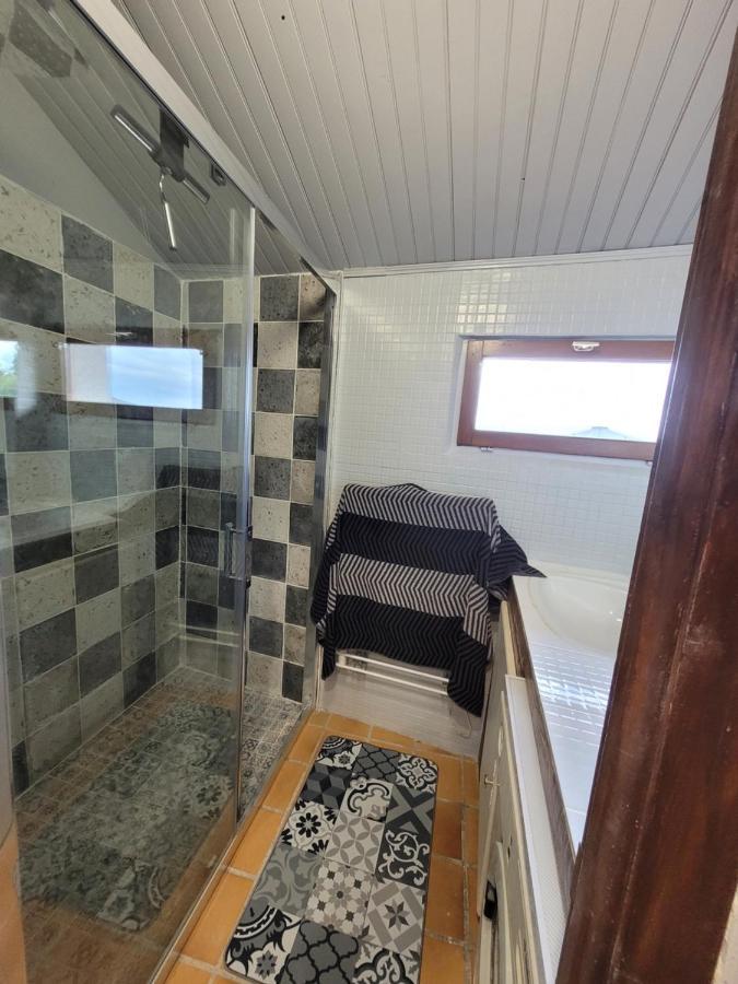 Gite De Charme Proche Loire A Velo Avec Jacuzzi Privatif Savonnieres Ngoại thất bức ảnh